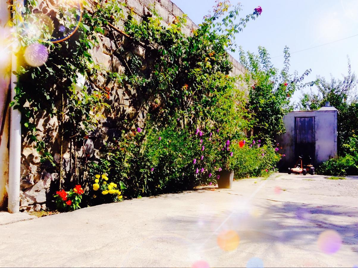 House On Ashiq Cuma Street 8 Bed & Breakfast Sheki Exterior photo